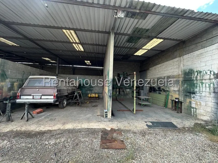 Comercial (Local Comercial) en Venta en Zona Industrial 2, Lara - 39