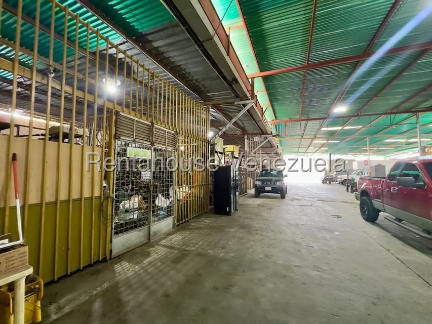 Comercial (Local Comercial) en Venta en Zona Industrial 2, Lara - 43