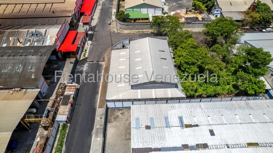 Comercial (Galpon - Deposito) en Alquiler en Los Naranjos, Miranda - 6