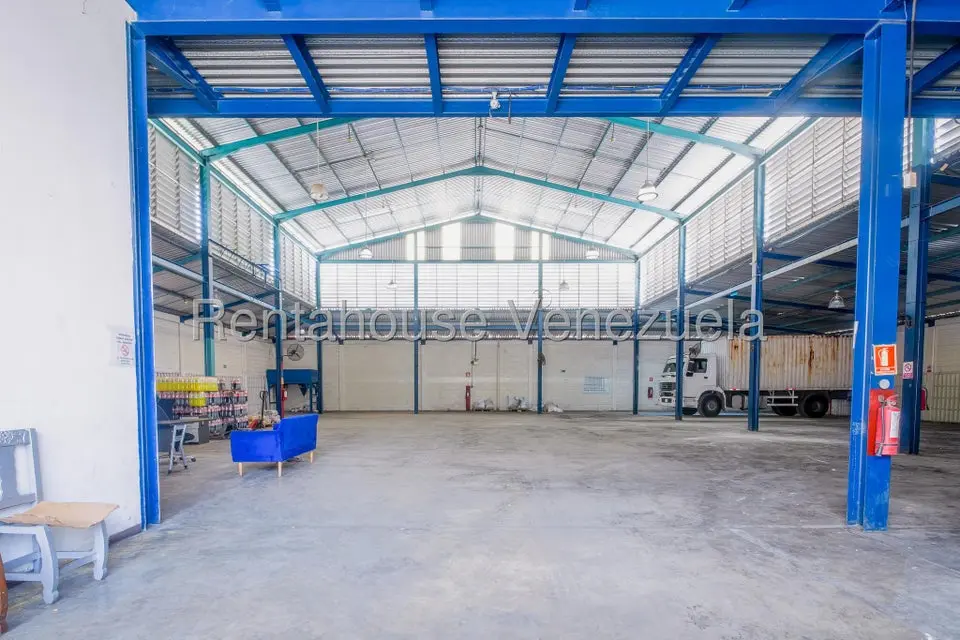 Comercial (Galpon - Deposito) en Alquiler en Los Naranjos, Miranda - 10