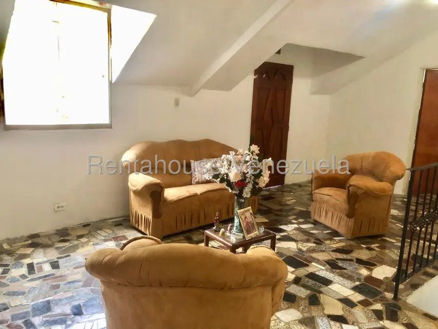 Casa (Multipes Niveles) en Venta en Colinas de Carrizal, Miranda - 12