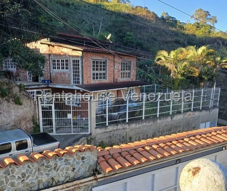 Casa (Multipes Niveles) en Venta en Colinas de Carrizal, Miranda - 16