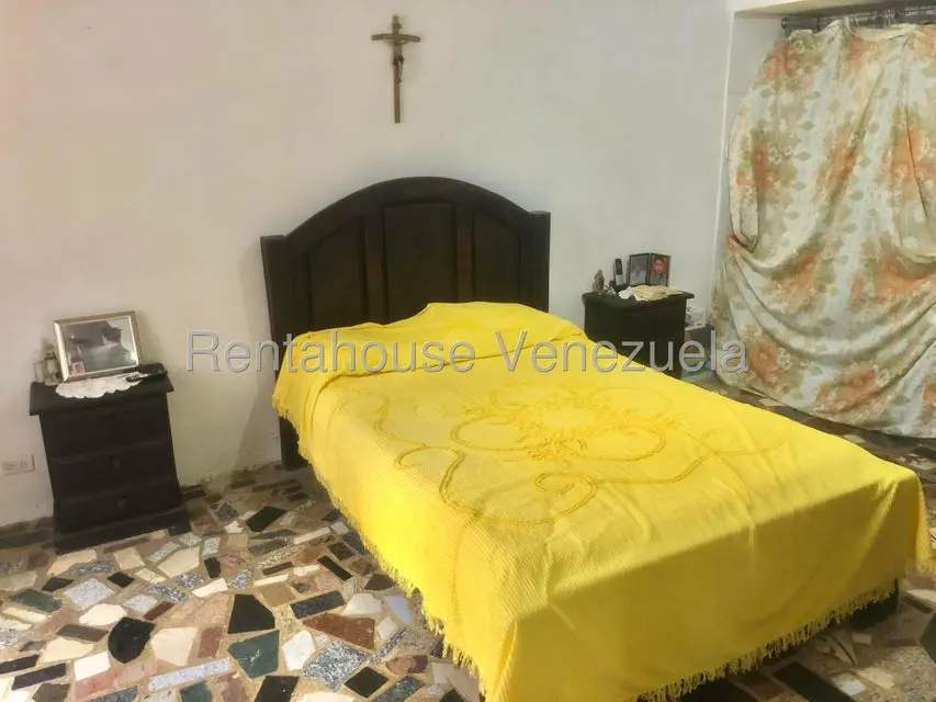 Casa (Multipes Niveles) en Venta en Colinas de Carrizal, Miranda - 24