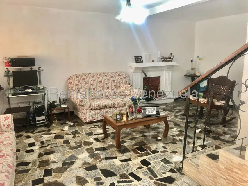 Casa (Multipes Niveles) en Venta en Colinas de Carrizal, Miranda - 5