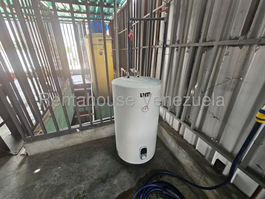 Casa (Multipes Niveles) en Venta en Parroquia San Agustin, Distrito Metropolitano - 43