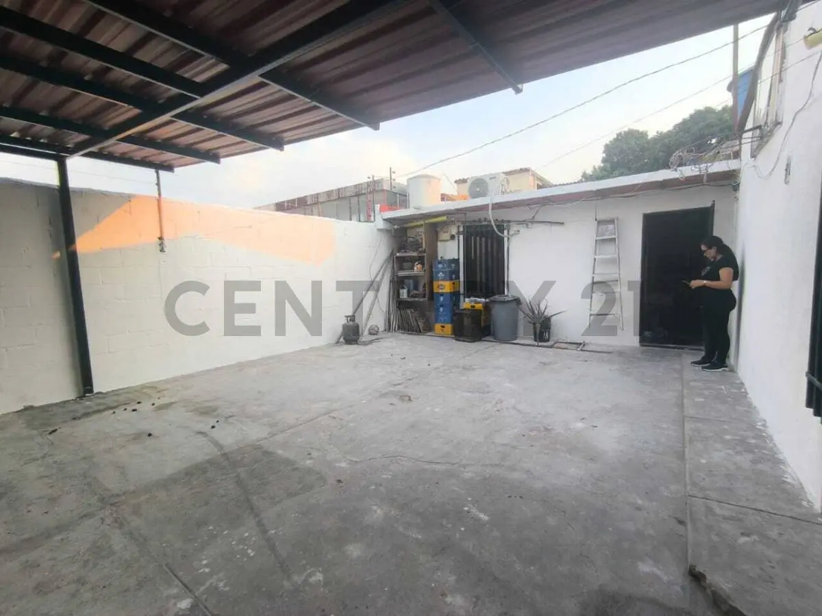 Casa en Venta Urbanizacion El Saman II. Maracay. Edo Aragua - 2