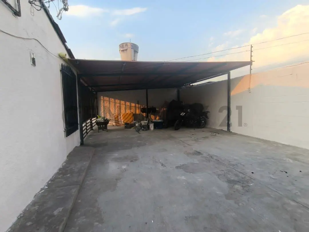 Casa en Venta Urbanizacion El Saman II. Maracay. Edo Aragua - 3