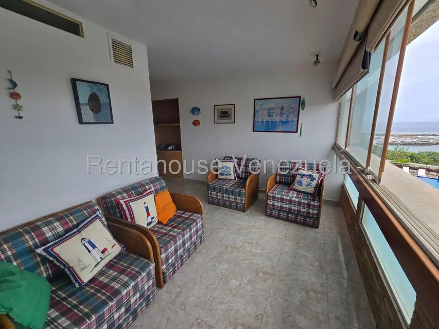 Apartamento (1 Nivel) en Alquiler en Playa Grande, Vargas - 15
