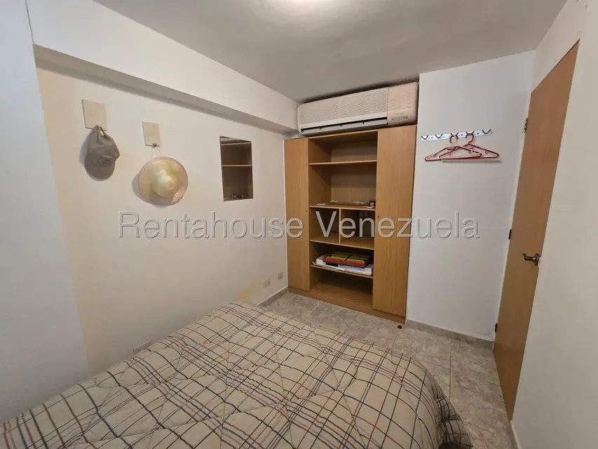 Apartamento (1 Nivel) en Alquiler en Playa Grande, Vargas - 22