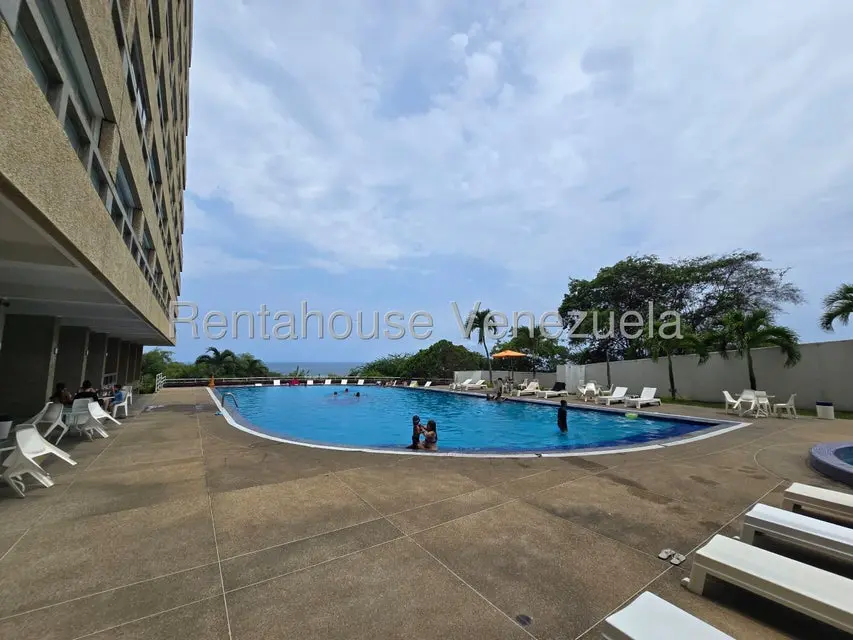Apartamento (1 Nivel) en Alquiler en Playa Grande, Vargas - 27
