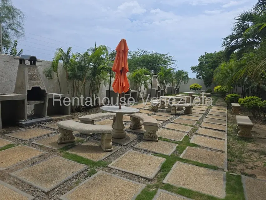Apartamento (1 Nivel) en Alquiler en Playa Grande, Vargas - 29