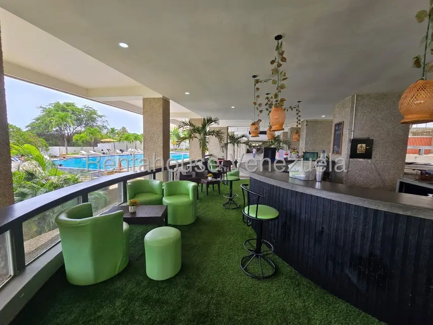 Apartamento (1 Nivel) en Alquiler en Playa Grande, Vargas - 36