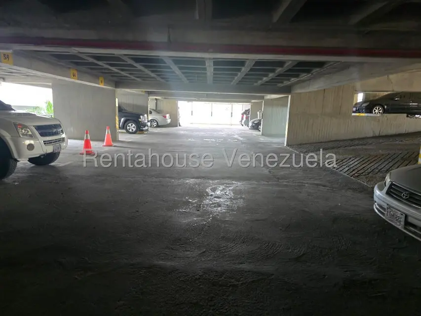 Apartamento (1 Nivel) en Alquiler en Playa Grande, Vargas - 37