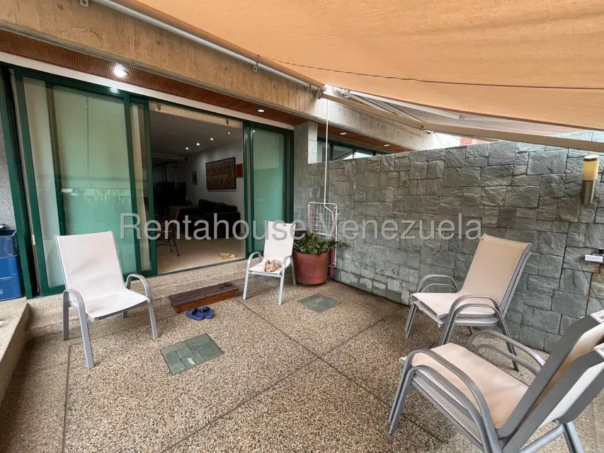 Apartamento (1 Nivel) en Alquiler en Escampadero, Distrito Metropolitano - 15