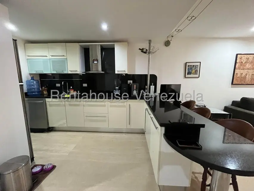 Apartamento (1 Nivel) en Alquiler en Escampadero, Distrito Metropolitano - 4