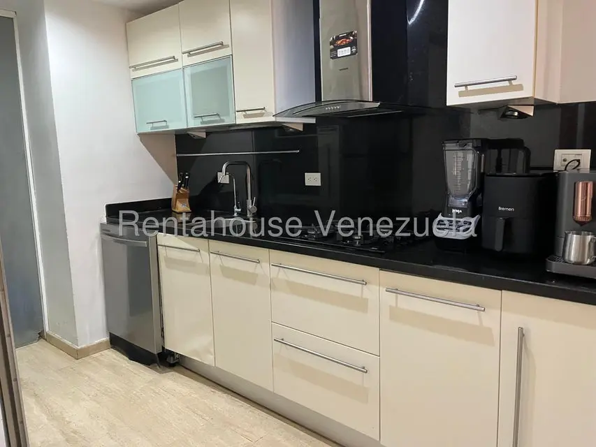 Apartamento (1 Nivel) en Alquiler en Escampadero, Distrito Metropolitano - 7
