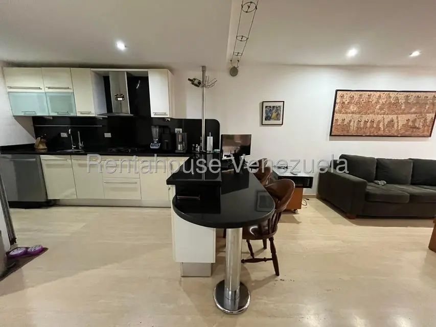 Apartamento (1 Nivel) en Alquiler en Escampadero, Distrito Metropolitano - 9