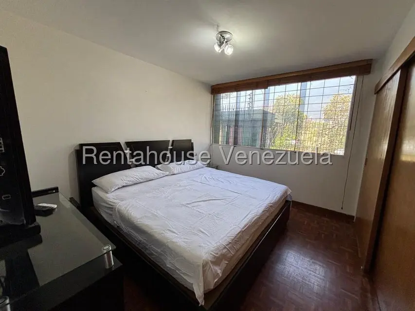 Apartamento (1 Nivel) en Alquiler en Chuao, Distrito Metropolitano - 11