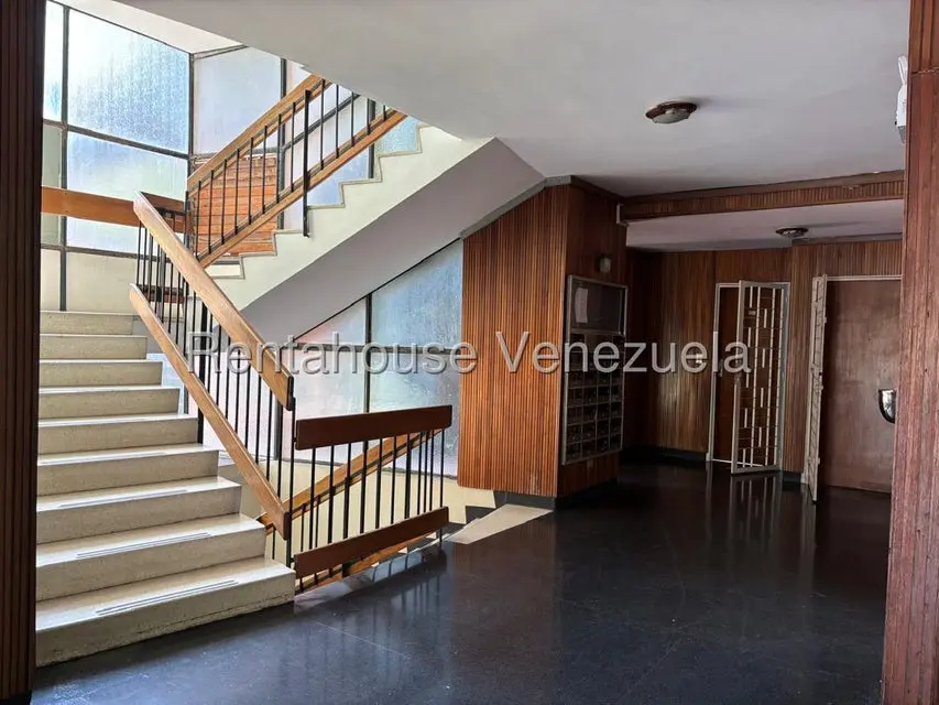Apartamento (1 Nivel) en Alquiler en Chuao, Distrito Metropolitano - 3