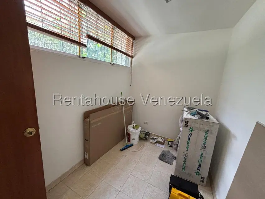Apartamento (1 Nivel) en Alquiler en Chuao, Distrito Metropolitano - 23