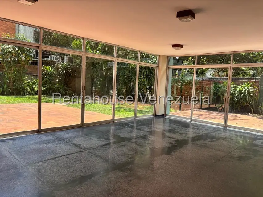 Apartamento (1 Nivel) en Alquiler en Chuao, Distrito Metropolitano - 25