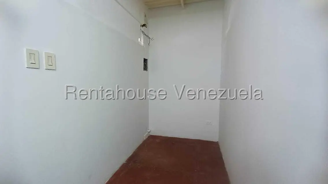 Comercial (Local Comercial) en Venta en Zona Oeste, Lara - 12