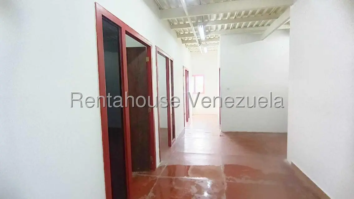 Comercial (Local Comercial) en Venta en Zona Oeste, Lara - 13