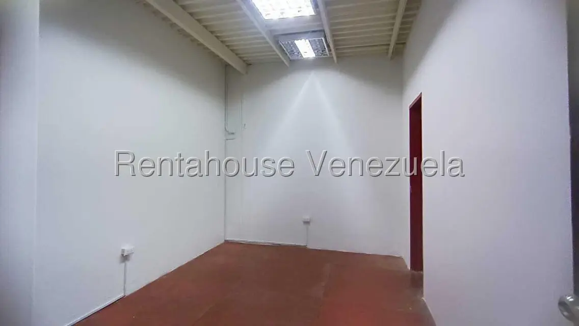 Comercial (Local Comercial) en Venta en Zona Oeste, Lara - 18