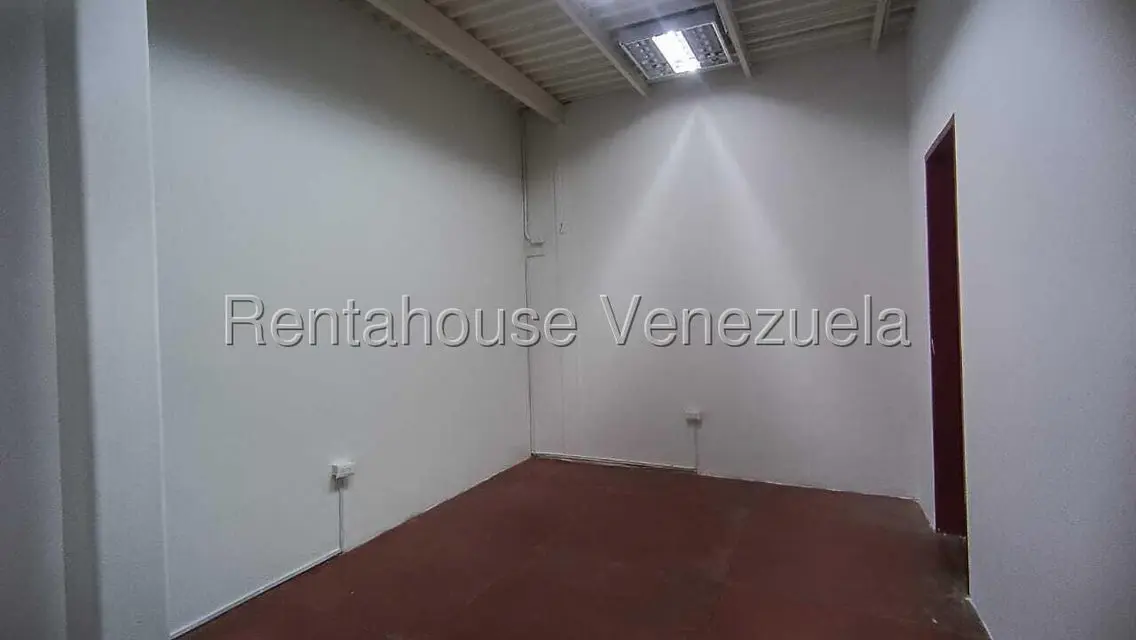 Comercial (Local Comercial) en Venta en Zona Oeste, Lara - 22