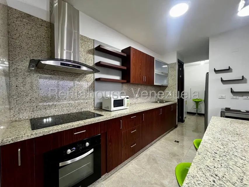 Apartamento (1 Nivel) en Alquiler en Zona Este, Lara - 12