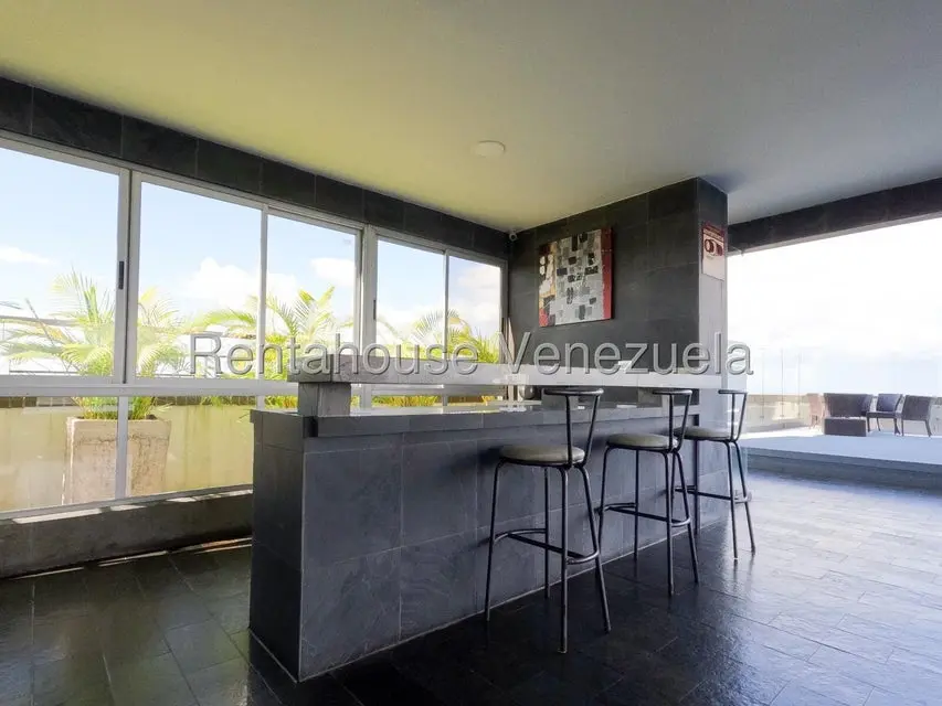 Apartamento (1 Nivel) en Alquiler en Zona Este, Lara - 40