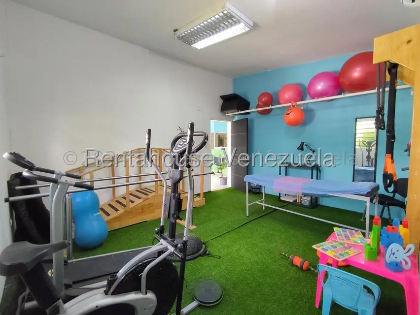 Comercial (Consultorio Medico) en Venta en Antonio Miguel Martinez, Guarico - 11