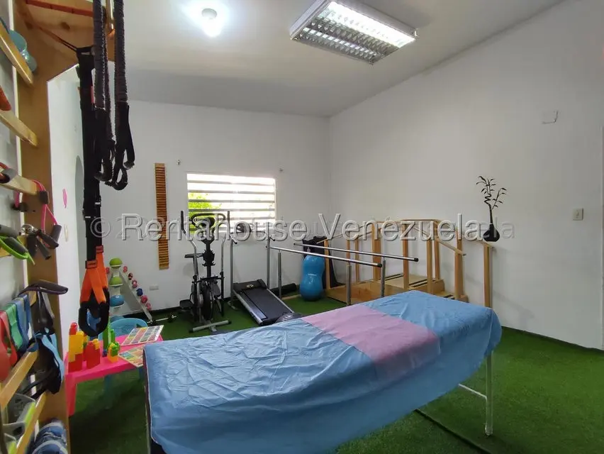 Comercial (Consultorio Medico) en Venta en Antonio Miguel Martinez, Guarico - 12