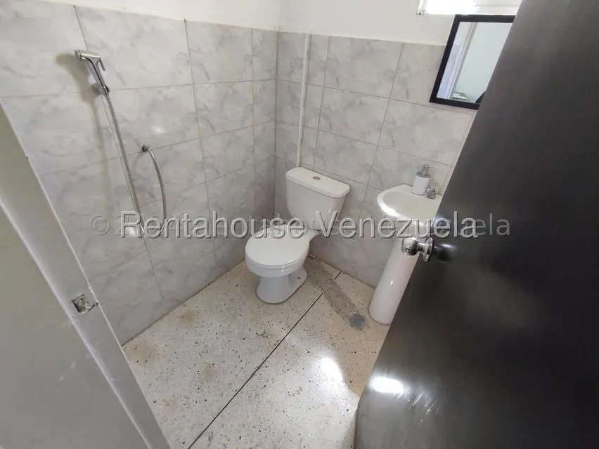 Comercial (Consultorio Medico) en Venta en Antonio Miguel Martinez, Guarico - 24