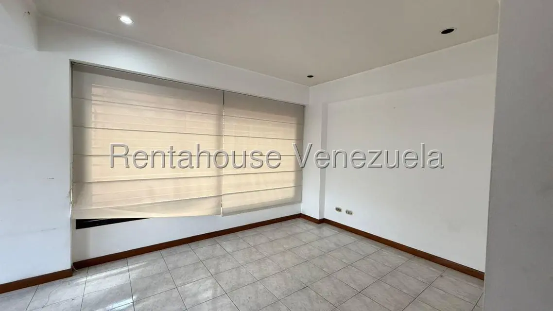 Apartamento (Multiples Niveles) en Venta en Lomas de La Trinidad, Distrito Metropolitano - 8