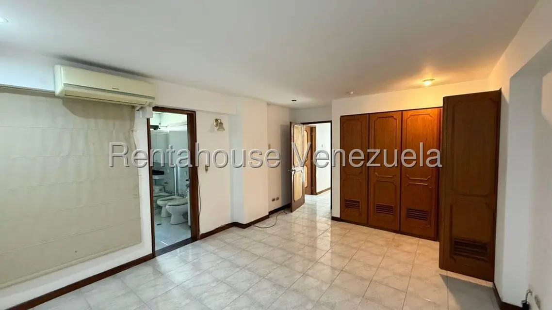 Apartamento (Multiples Niveles) en Venta en Lomas de La Trinidad, Distrito Metropolitano - 10
