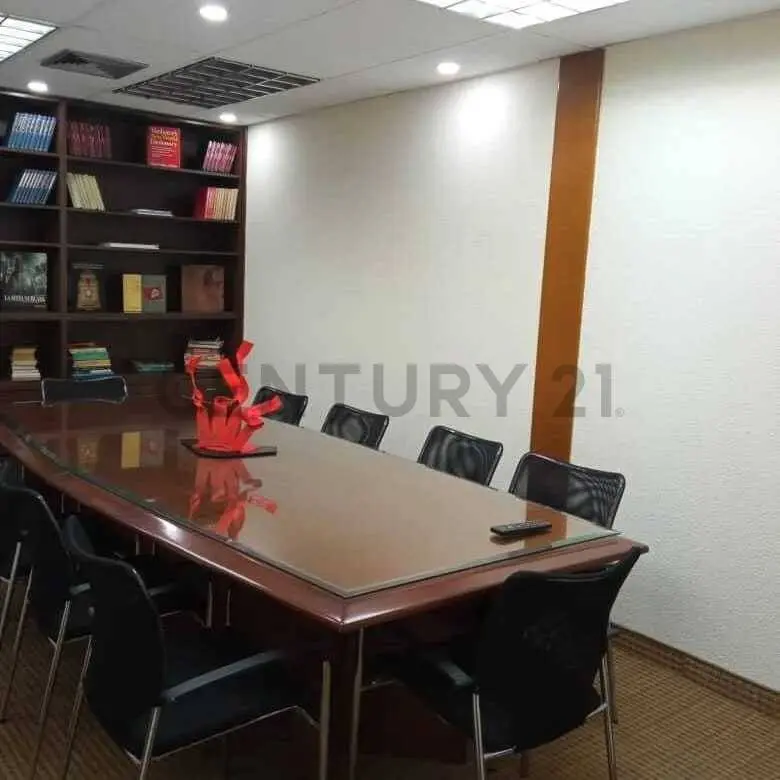 OFICINA EN VENTA O ALQUILER EN LA TORRE ADRIATICA