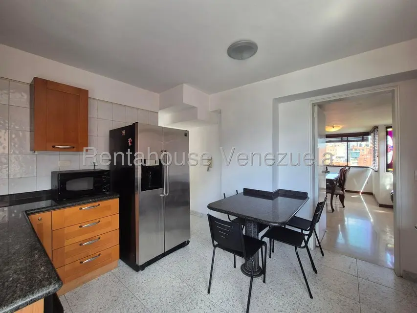Apartamento (Duplex) en Venta en El Rosal, Distrito Metropolitano - 11