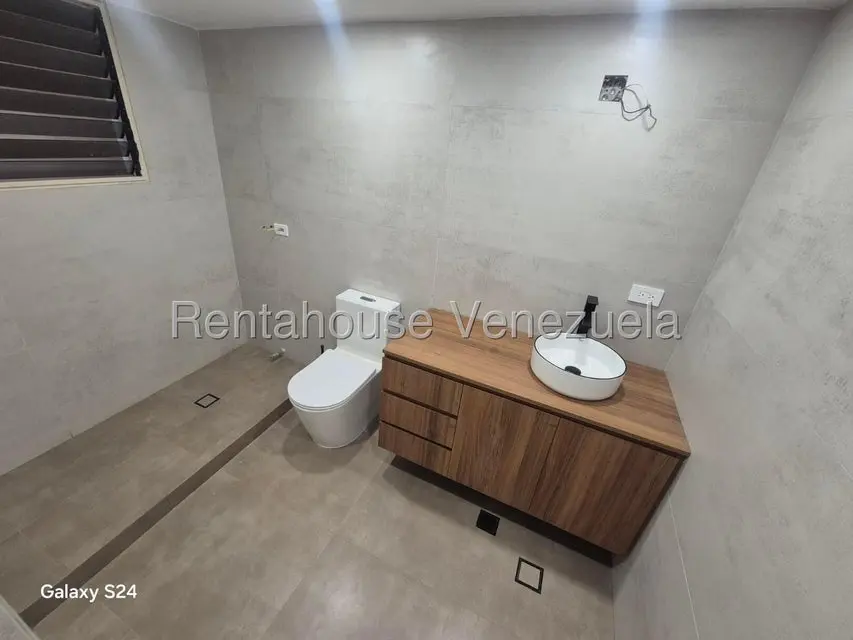 Apartamento (Duplex) en Venta en El Rosal, Distrito Metropolitano - 13