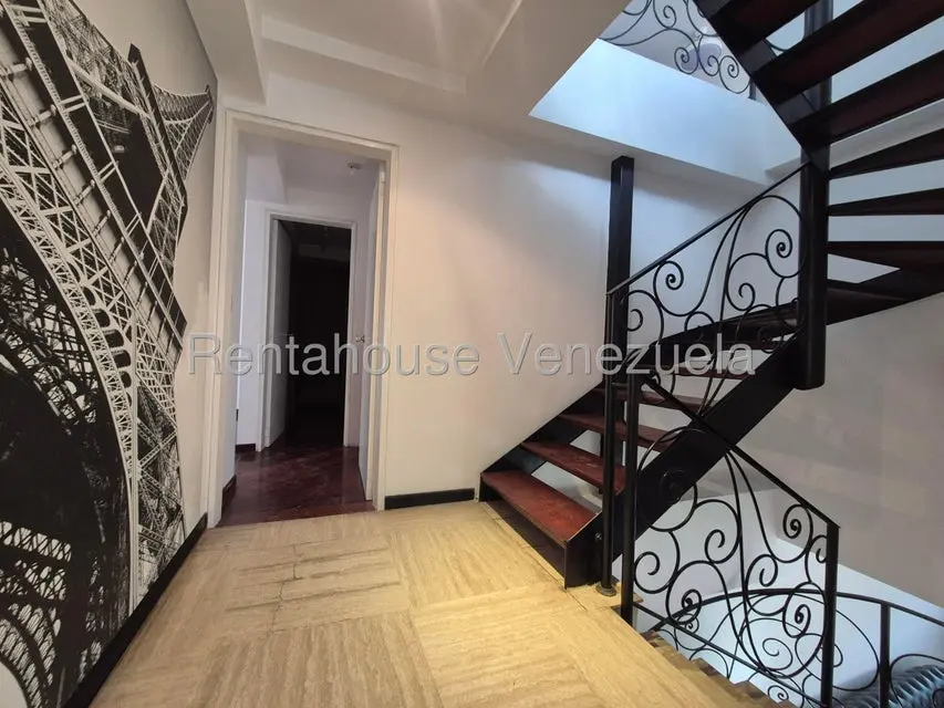 Apartamento (Duplex) en Venta en El Rosal, Distrito Metropolitano - 18