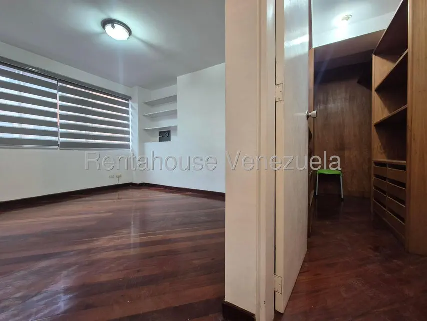 Apartamento (Duplex) en Venta en El Rosal, Distrito Metropolitano - 20