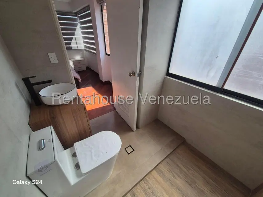 Apartamento (Duplex) en Venta en El Rosal, Distrito Metropolitano - 22