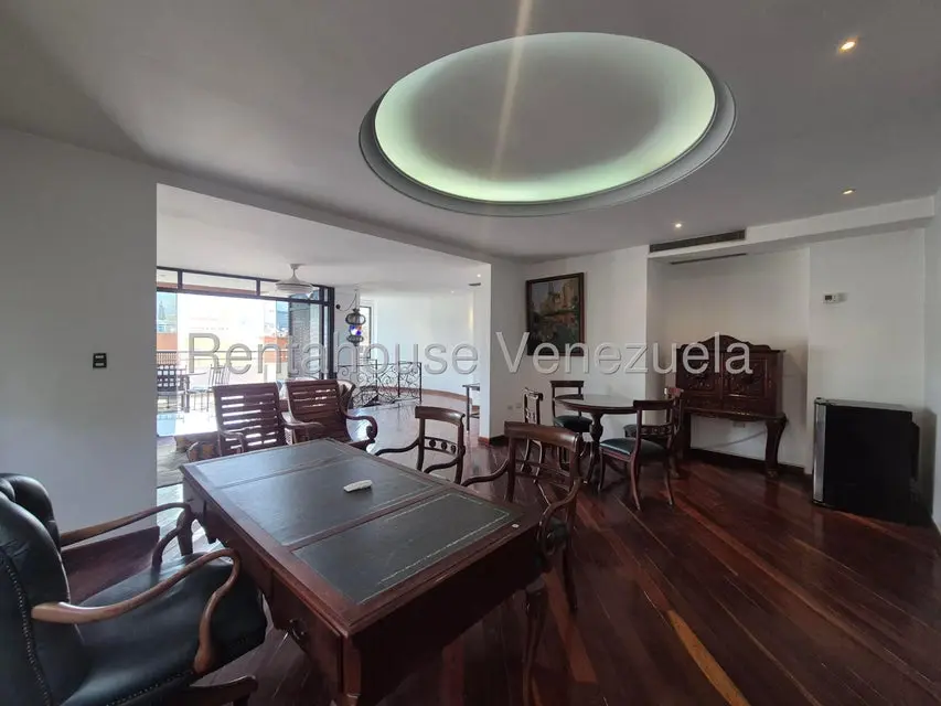 Apartamento (Duplex) en Venta en El Rosal, Distrito Metropolitano - 42