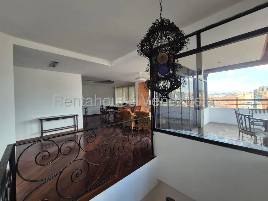 Apartamento (Duplex) en Venta en El Rosal, Distrito Metropolitano - 50