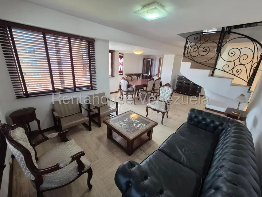 Apartamento (Duplex) en Venta en El Rosal, Distrito Metropolitano - 8