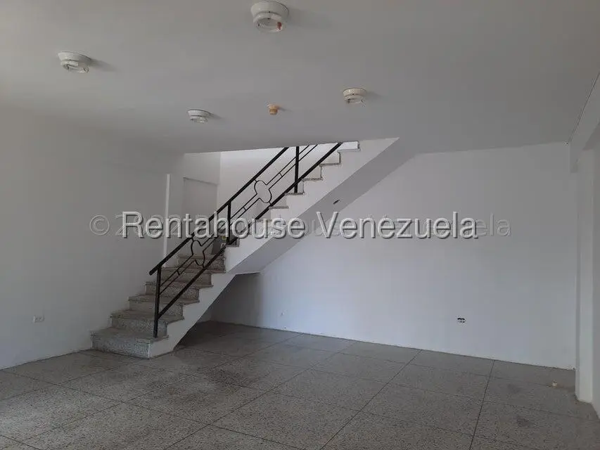 Comercial (Local Comercial) en Venta en El Amparo, Zulia - 4