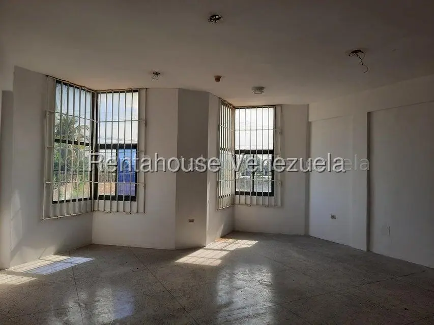 Comercial (Local Comercial) en Venta en El Amparo, Zulia - 7