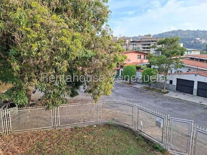 Casa (Duplex) en Venta en Macaracuay, Distrito Metropolitano - 35