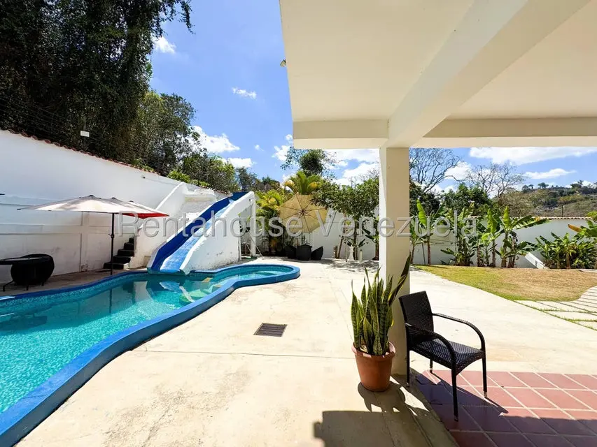 Casa (Duplex) en Venta en El Hatillo, Distrito Metropolitano - 16