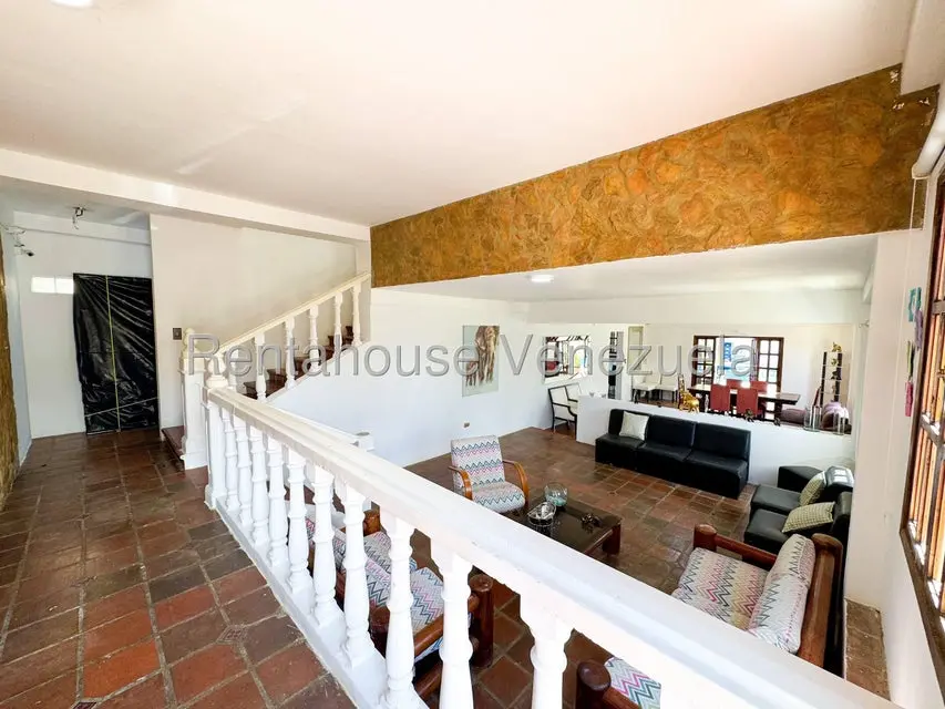 Casa (Duplex) en Venta en El Hatillo, Distrito Metropolitano - 28